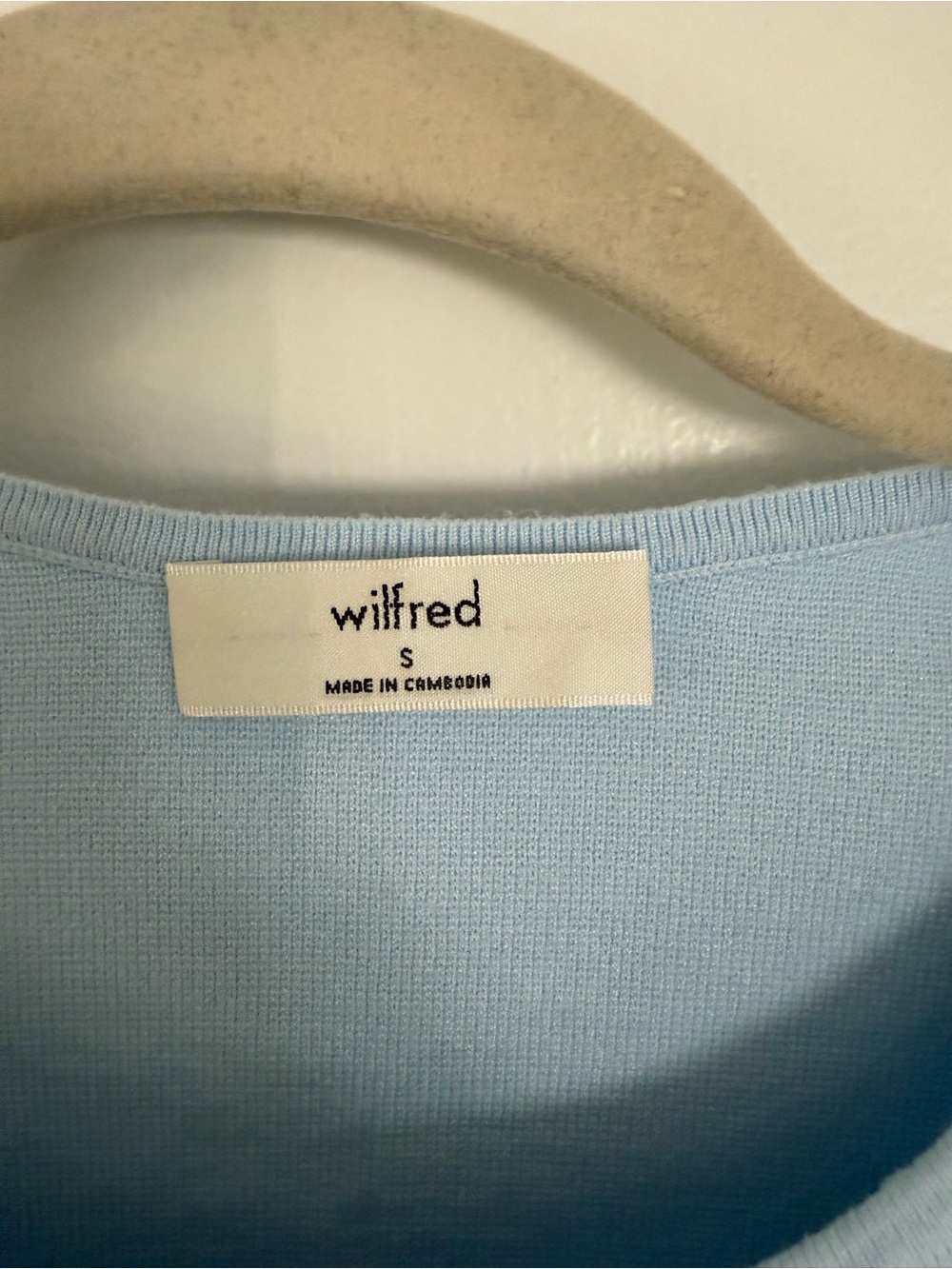 Wilfred Golightly Cardigan - Picture 2 of 4